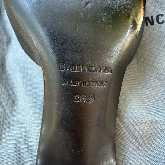 Balenciaga kitten heels size 36.5 worn once - Picture 4 of 6